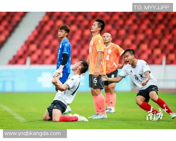 足球专题:聚焦广州足球队的战术